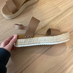 Steve Madden Platform Leather Strap Sandals